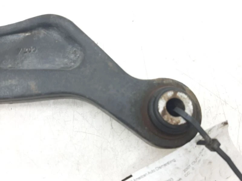 Brazo de control inferior trasero VIN J 11º dígito limitado 07-17 GMC Acadia 15148024 Foto 3 de 4