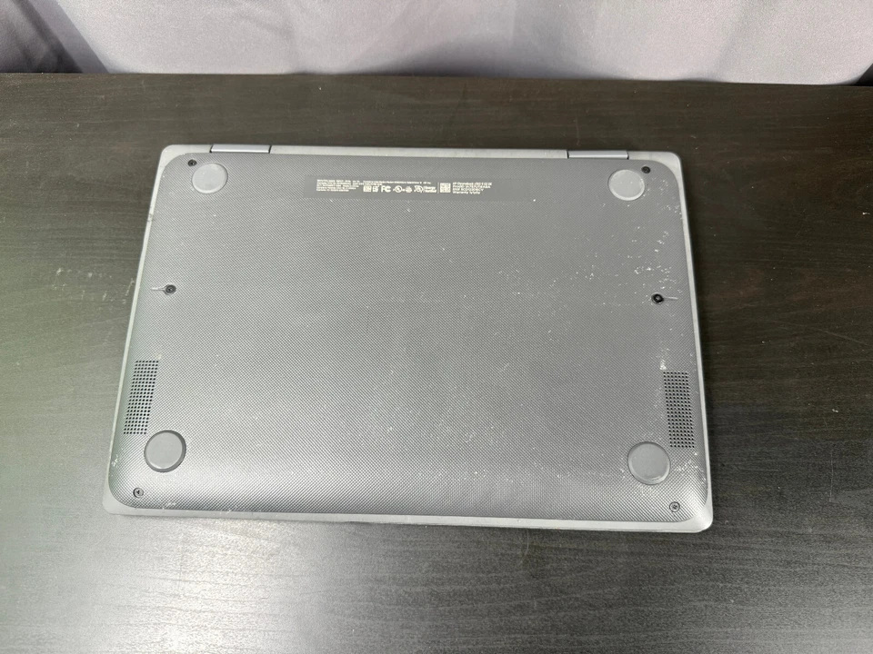 Chromebook HP X360 G3 2 en 1 (pantalla táctil de 11,6", 4 GB, SSD 32 GB) con cargador Foto 4 de 4