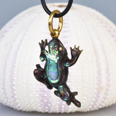 Frog Pendant Gold Vermeil Sterling Silver Multicolor Shell & Diamond Eyes 7.15 g