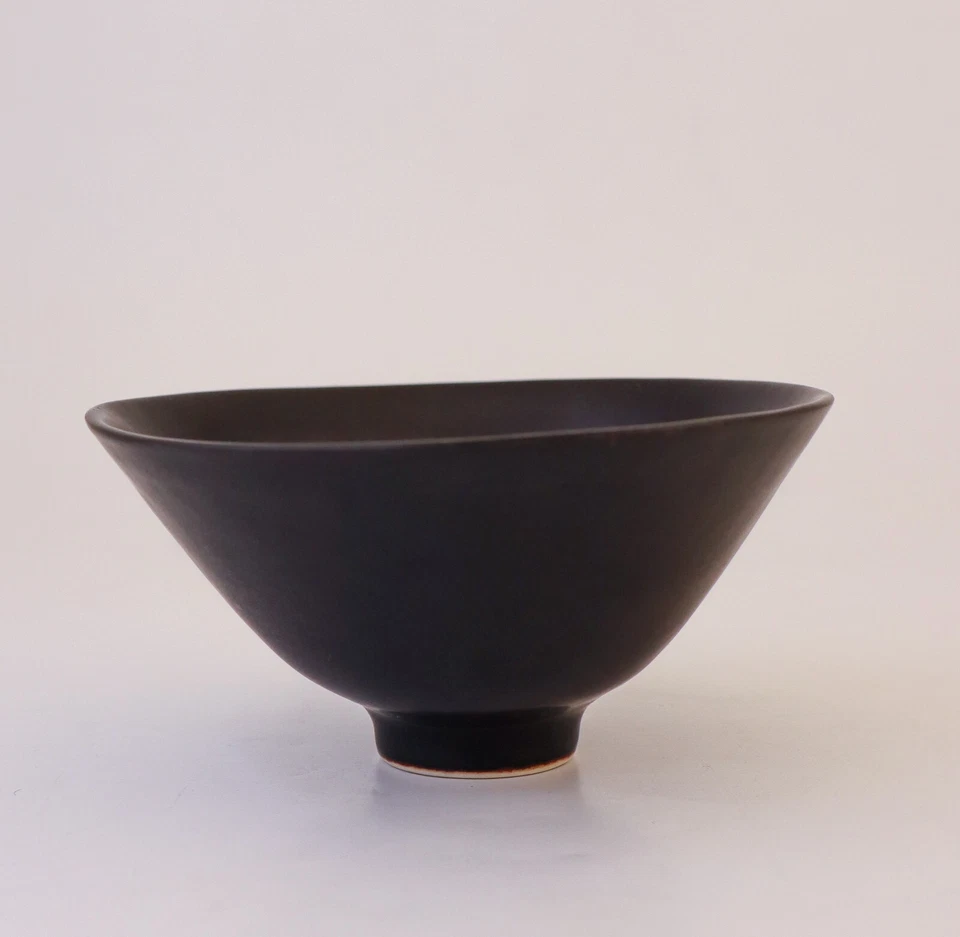 Black Ceramic Bowl - Carl-Harry Stålhane - Rörstrand - Mid 20th century - Image 2 of 4