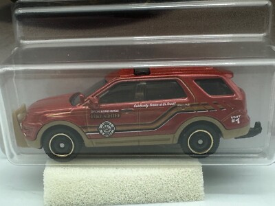 Matchbox 2016 Ford Explorer Interceptor Utility, Fire Chief, Red, 1:64, NIB