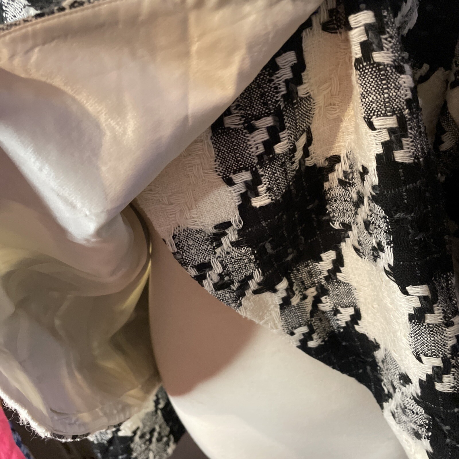 Peter Martin White  & Black Tweed Cropped Double Breasted Jacket, Size18 (US)New image 4
