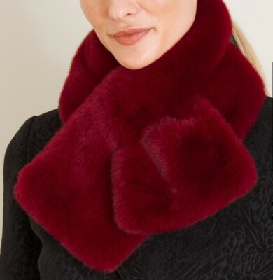 CHICO'S NWT $70 faux fur women's pull through scarf cranberry