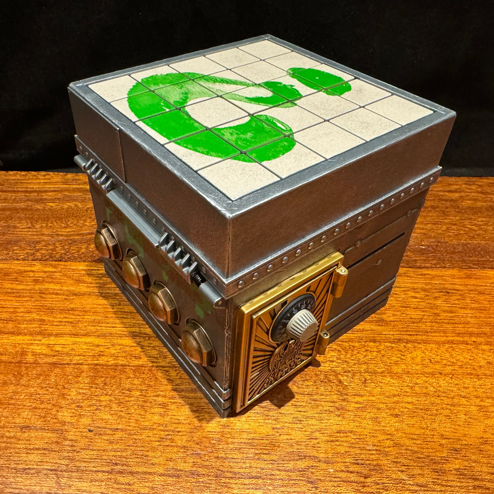 BATMAN The Riddler Puzzle Box by Edward Nygma Prop Replica | eBay