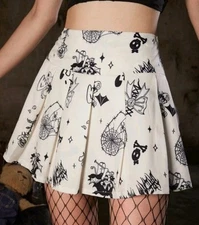 Romwe pleated mini skirt Cute Goth Mall Witchy Kawaii School Girl Punk White