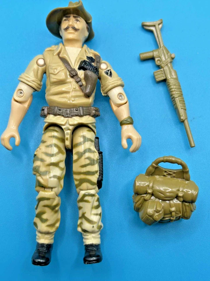 Figura de acción Hasbro ARAH con tarjeta GI Joe 1984 Recondo 100 % completa vintage Foto 2 de 3