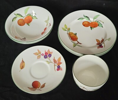 Royal Worcester Evesham Vale Porzellan - einzeln verkauft