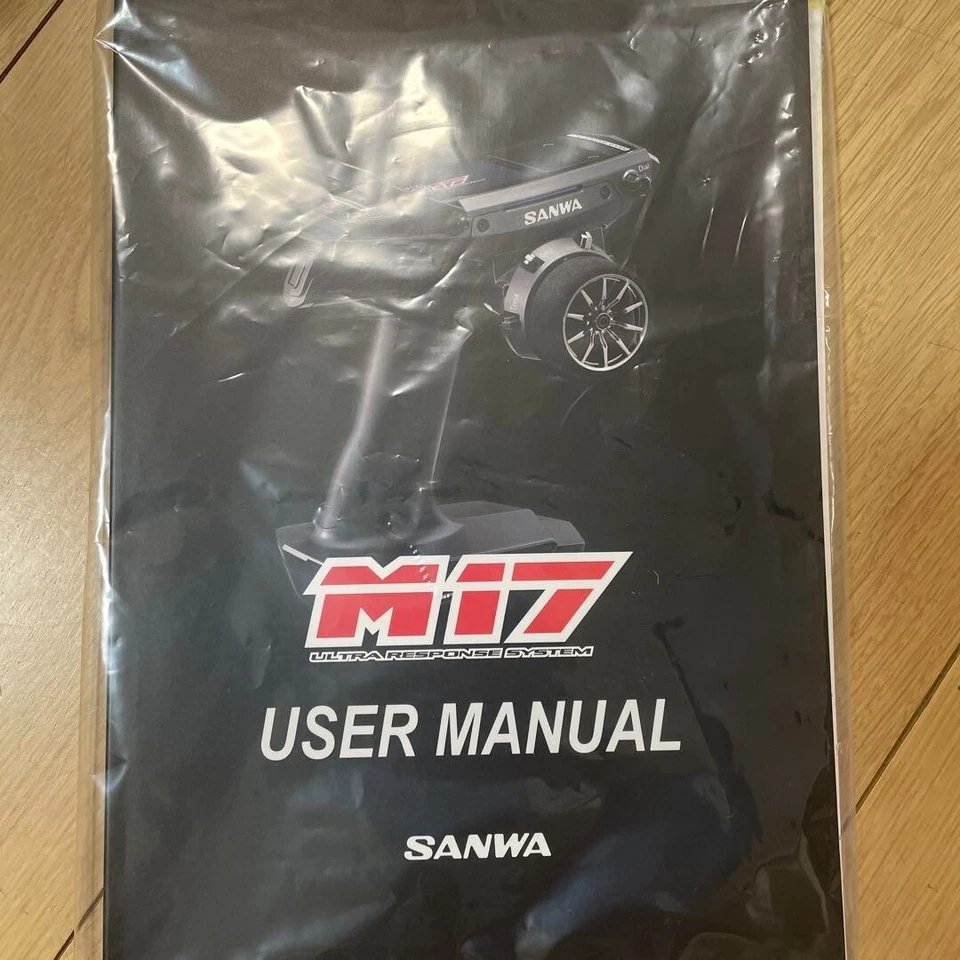 Sanwa/Airtronics M17 FH5 4-Channel 2.4GHz Radio System w/RX-493i SNW101A32465A - Image 4 of 4