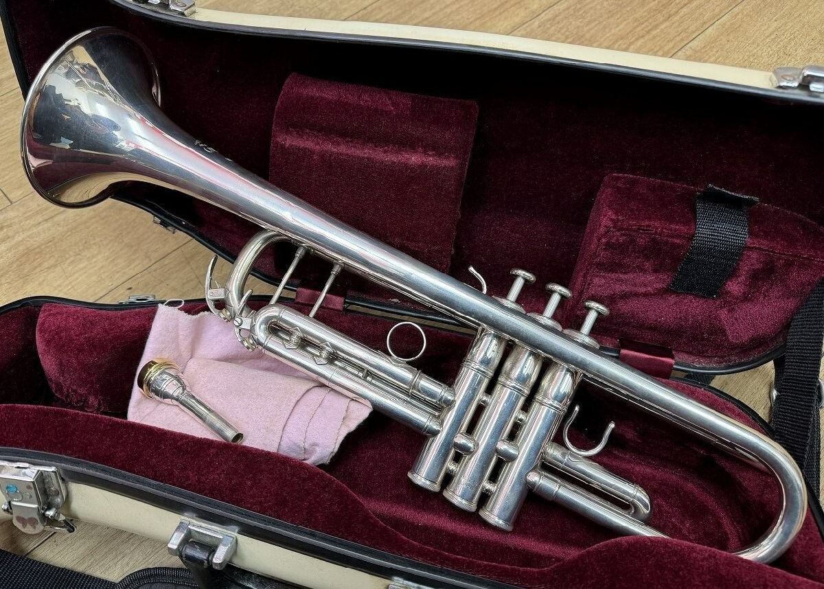 YAMAHA Trumpet Xeno YTR8335G トランペット YAMAHA YTR-8335 Xeno Trumpet With Care Set YELLOW BRASS