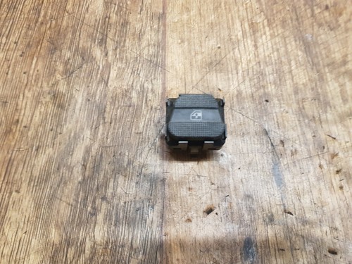VW Golf 3 elektrische Fensterheberschalter Schalter vorne rechts #9423