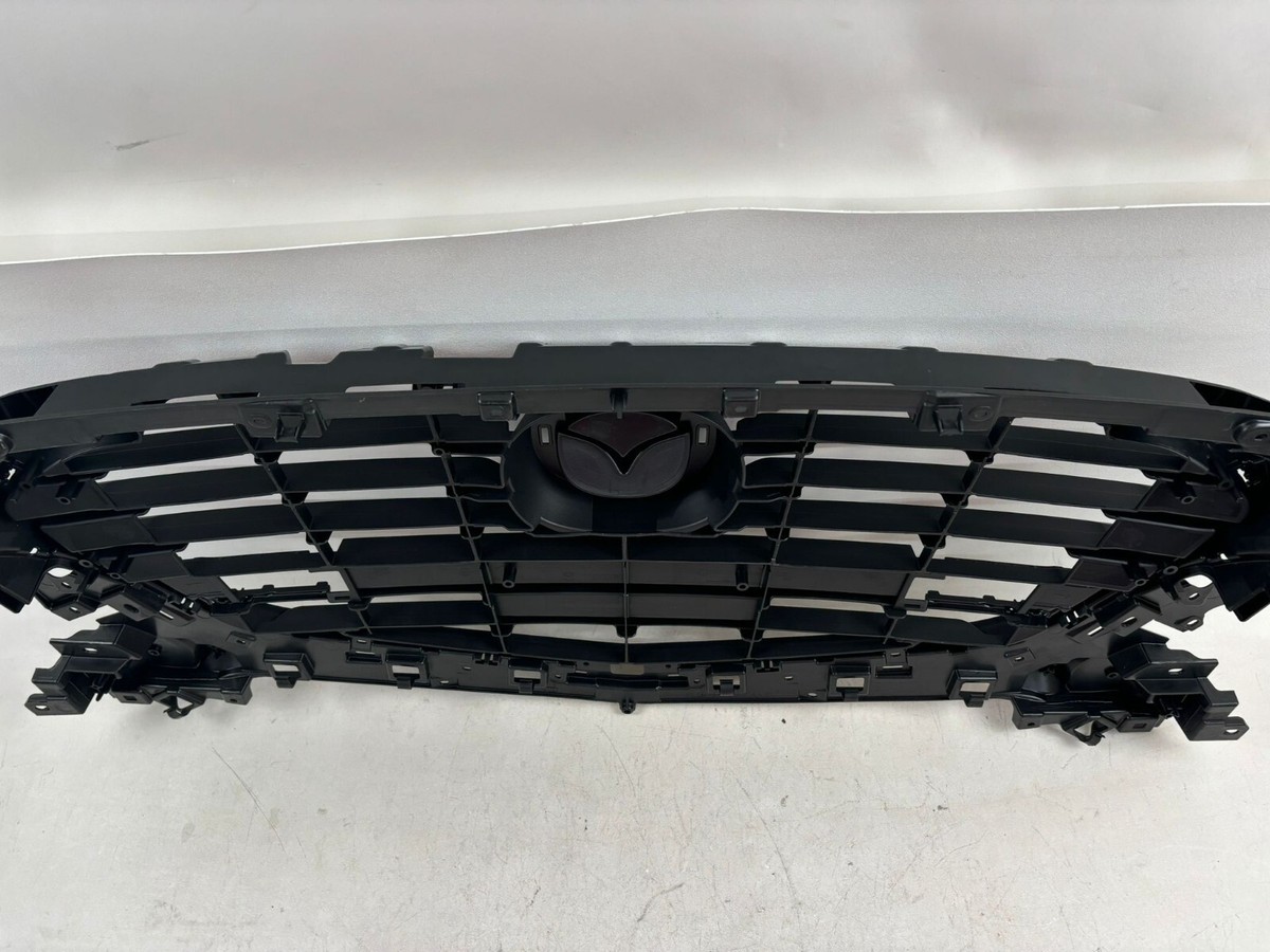 2017-2018 MAZDA 3 SPORT GRILLE OEM UPPER FRONT CENTER GRILL BANE