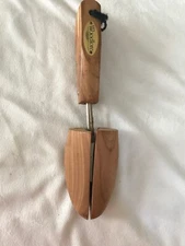 WOODLORE Sz S Mens ONE SINGLE Cedar Shoe Tree Insert Form Split Toe EUC