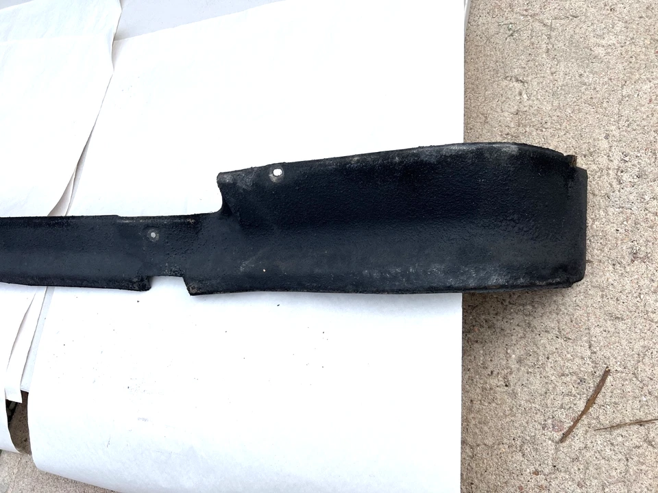 METAL 1986 - 1989 TOYOTA TRUCK - 4RUNNER VALANCE ***OEM*** RHINO LINED - Image 2 of 4