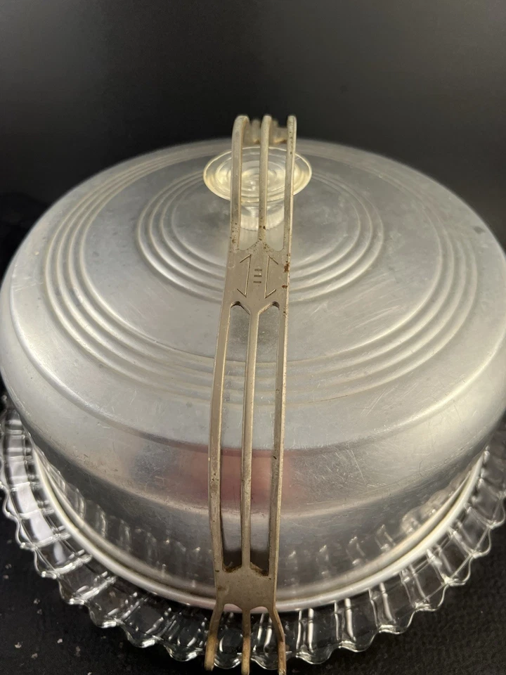 Plato de pastel de vidrio con patas vintage, cubierta de pastel con cúpula, soporte de transporte años 50 Foto 4 de 4