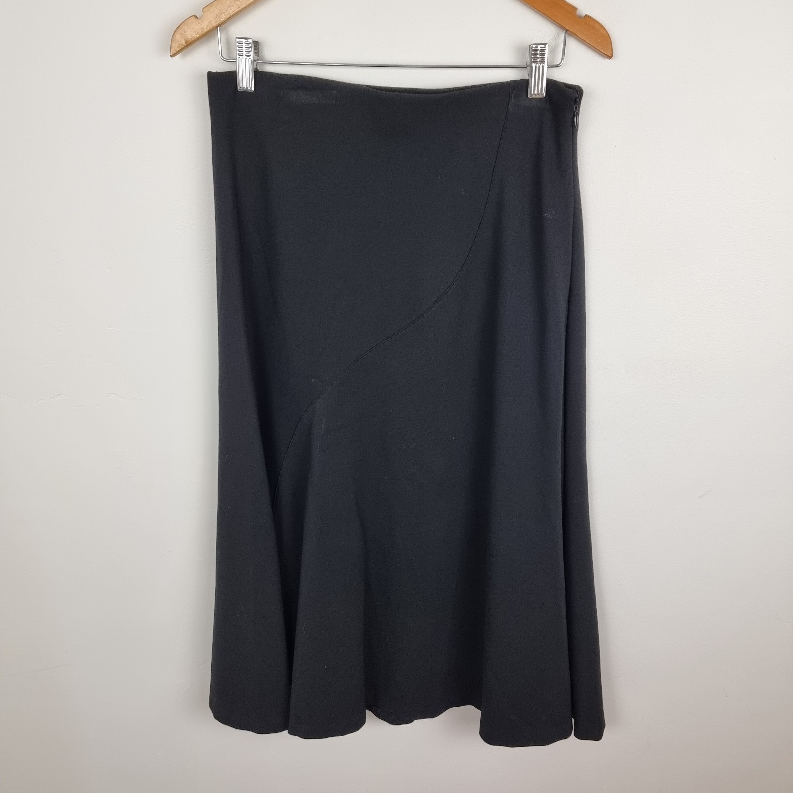 Witchery Black Midi Skirt in Size 10-image