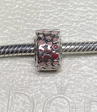 Genuine Pandora Burst Of Love Clip 796594ENMX