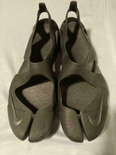 Nike ACG NIKE FREE RIFT SANDAL US 9 