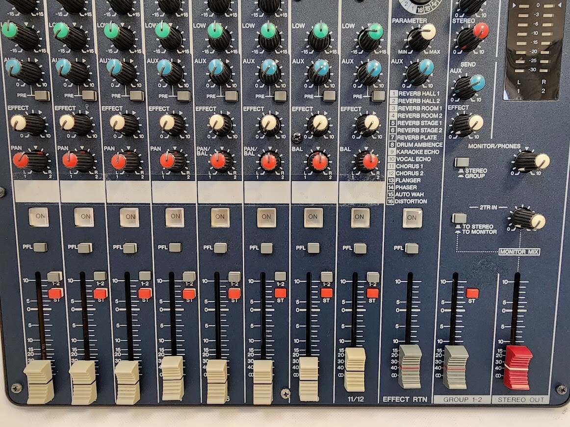 ジャンク品　YAMAHA MG124CX s-l400.jpg