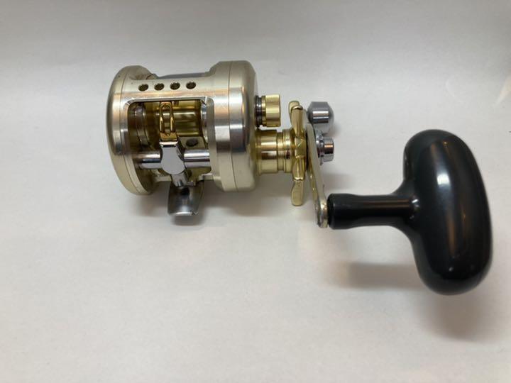 DAIWA MILLIONAIRE 100SFL Old Vintage Bait Casting Reel Snakehead