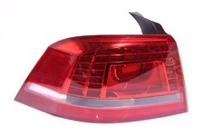Heckleuchte LED aussen Links Limousine VW Passat 3C B7 Original 49476