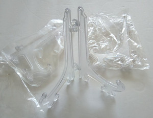 5 Inch Clear Plastic Easels or Stand/Plate Holders For Displaying Set of 3
