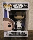 Funko Pop! Vinyl: Star Wars - Princess Leia #595 W/Protector