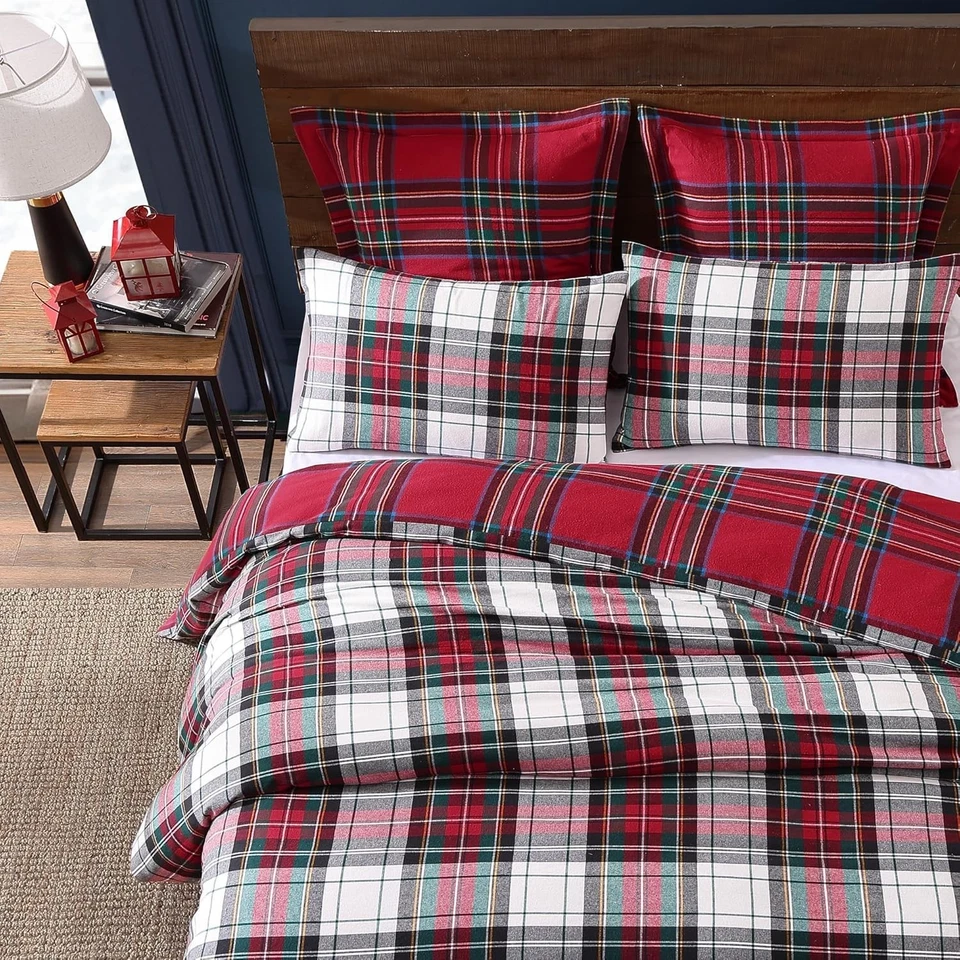 Red and Green Plaid Euro Pillow Shams - Set of 2 - 26x26in. - Image 3 of 4