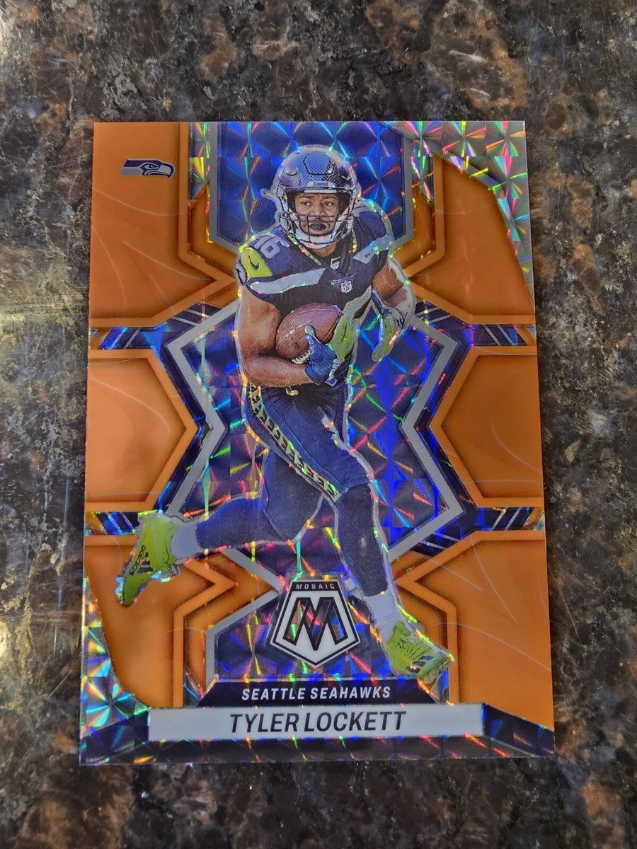 2022 Panini Mosaic Tyler Lockett Reactive Orange Prizm #171