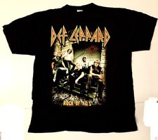 Def Leppard Rock Of Ages Tour t shirt 2005. Never worn Black. XL