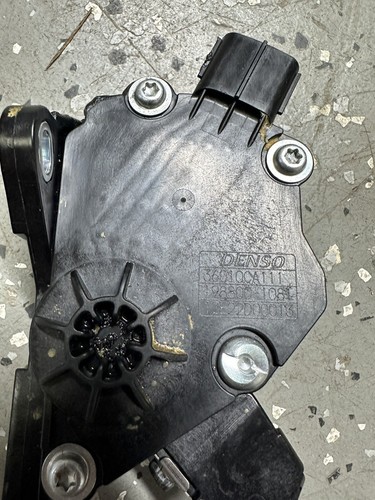 2023 SUBARU BRZ GAS PEDAL THROTTLE ACCELERATOR SENSOR OEM *FLAWED* - Picture 2 of 3