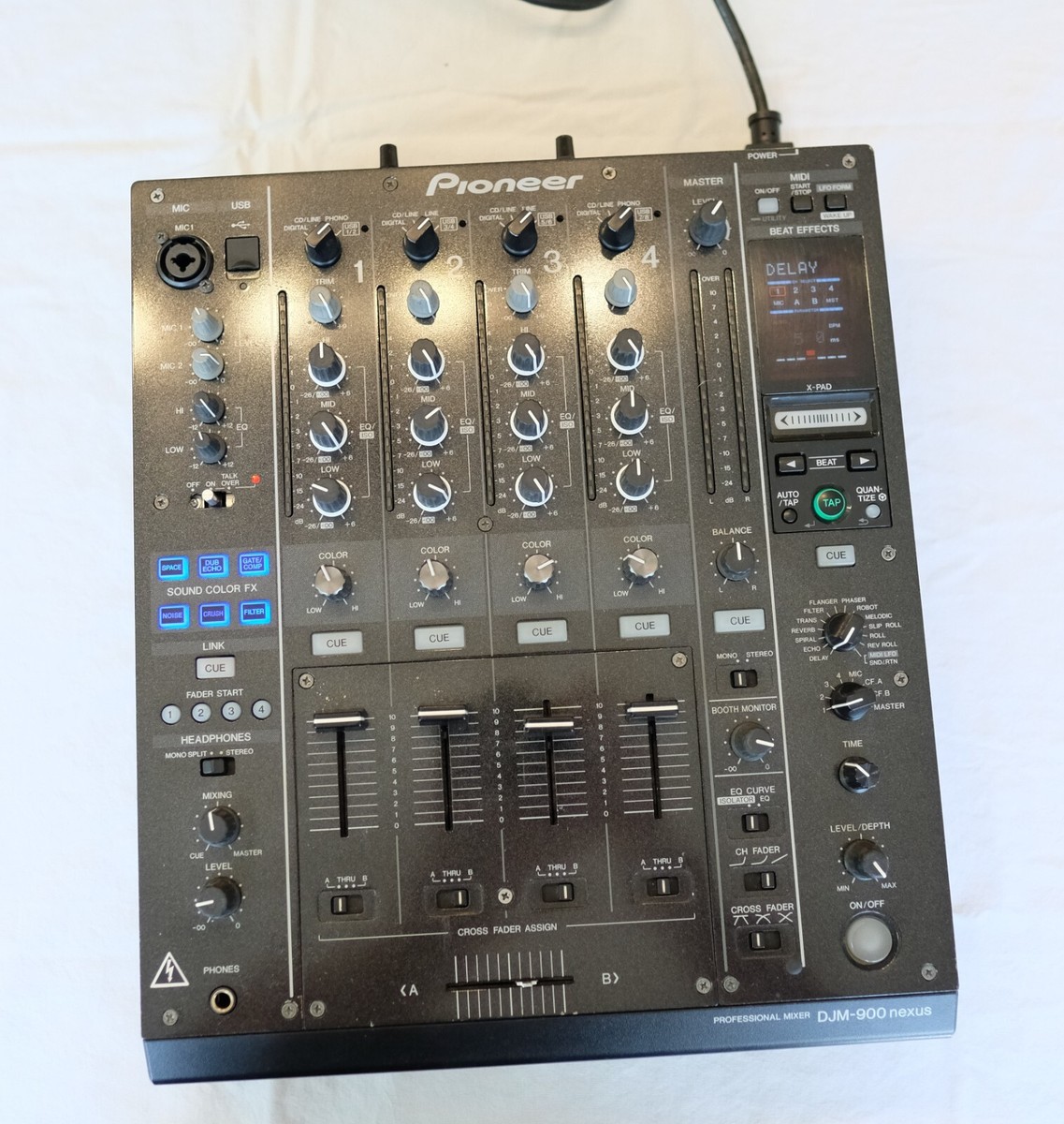 s-l1200.jpg s-l1200.jpg