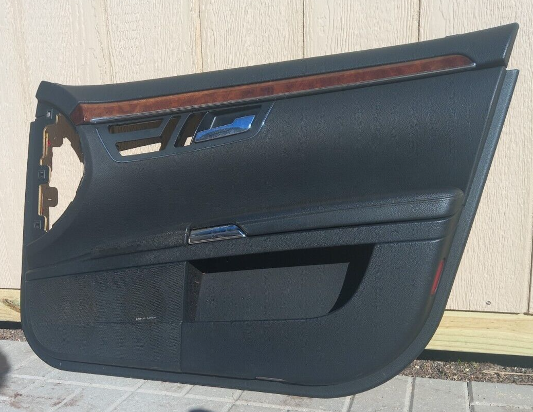 OEM 20072009 MERCEDES S550 W221 FRONT RIGHT PASSENGER SIDE DOOR PANEL