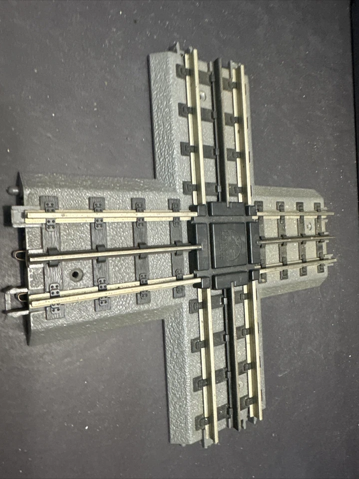 Railking By MTH O Scale 90 Degree Crossover Track - Image 2 of 4