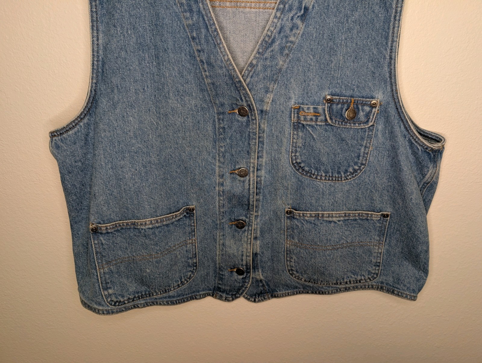 Picture 3 of 10