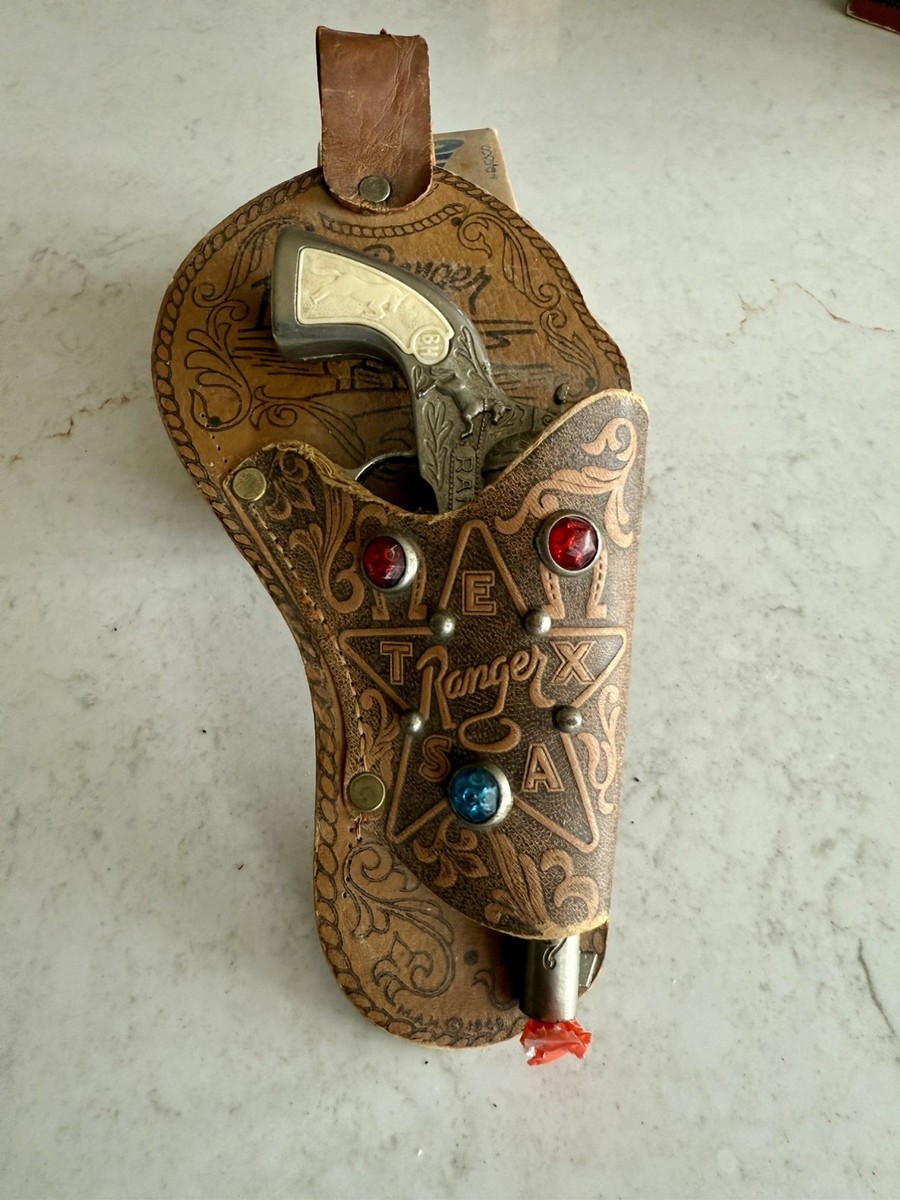 VTG BUZZ HENRY, GENE AUTRY CAP GUN IMBEDDED GRIPS WORKING Texas