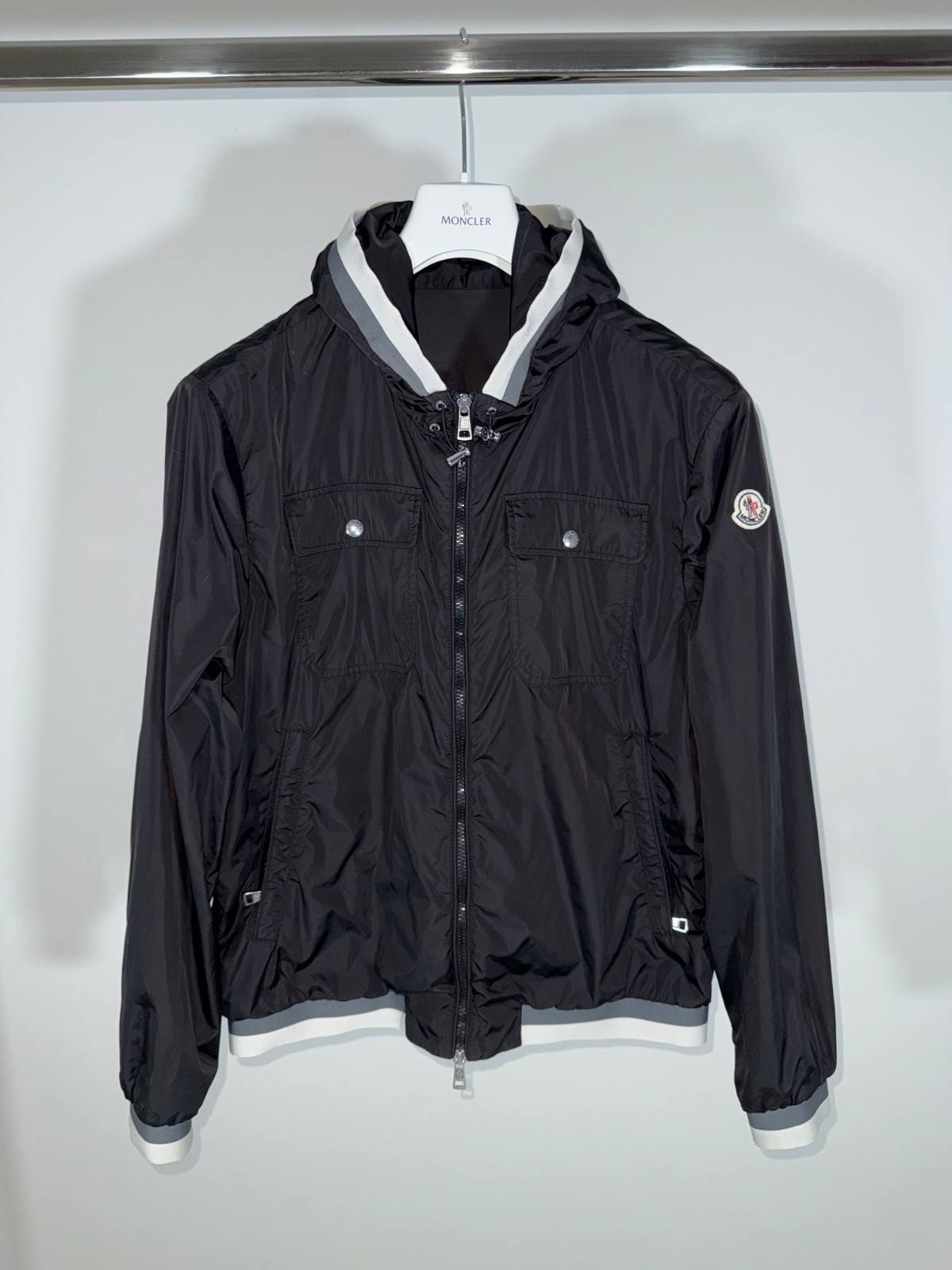 Moncler Atlin Jacket Size 3 M/L in Black