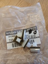 Nissan Sunny Pulsar GTI-R,Front Screen Side Moulding Screw Receivers,four New...