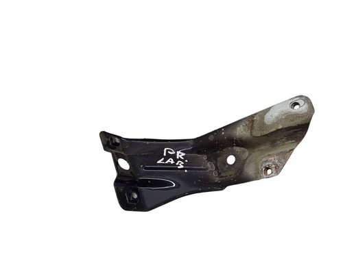 Volkswagen Golf VI 2010 Rechts Halterung Kotflügel 5K6821136 CIE23774