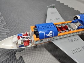 LEGO CITY: Airport Passenger Terminal ~ 60104 98% COMPLETE w/ manuals. Retired 