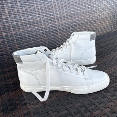 Vince Men's White Fitzroy White Leather Sneakers 10M