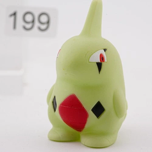 Larvitar Puppet  Figure pokemon Bandai