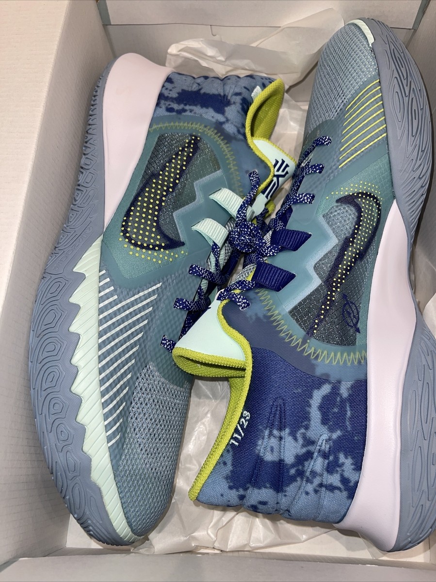 NIB Nike Kyrie Flytrap V Ocean Cube Basketball Shoe CZ4100  display picture 1