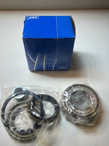 451*SKF VKBA 6913 Radlagersatz für MITSUBISHI CARISMA, SPACE STAR