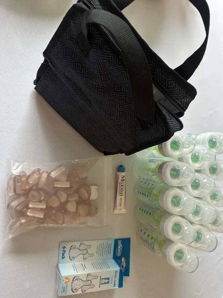 ¡Paquete bebé! 13 botellas Dr. Brown’s anticólicos pezones bolsa enfriador parachoques de esquina Foto 3 de 4