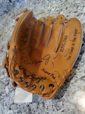 Rawlings RBG106 Cal Ripken Jr. Baseball Glove Mitt Left Hand 10"