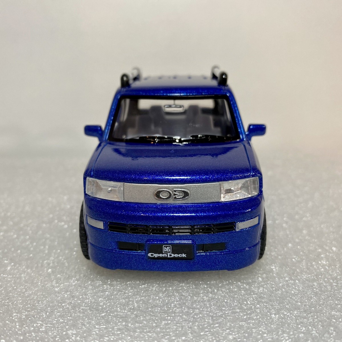 Kinsfun KT4007 Toyota bB / Scion Open Deck 1/34 Scale Diecast Blue