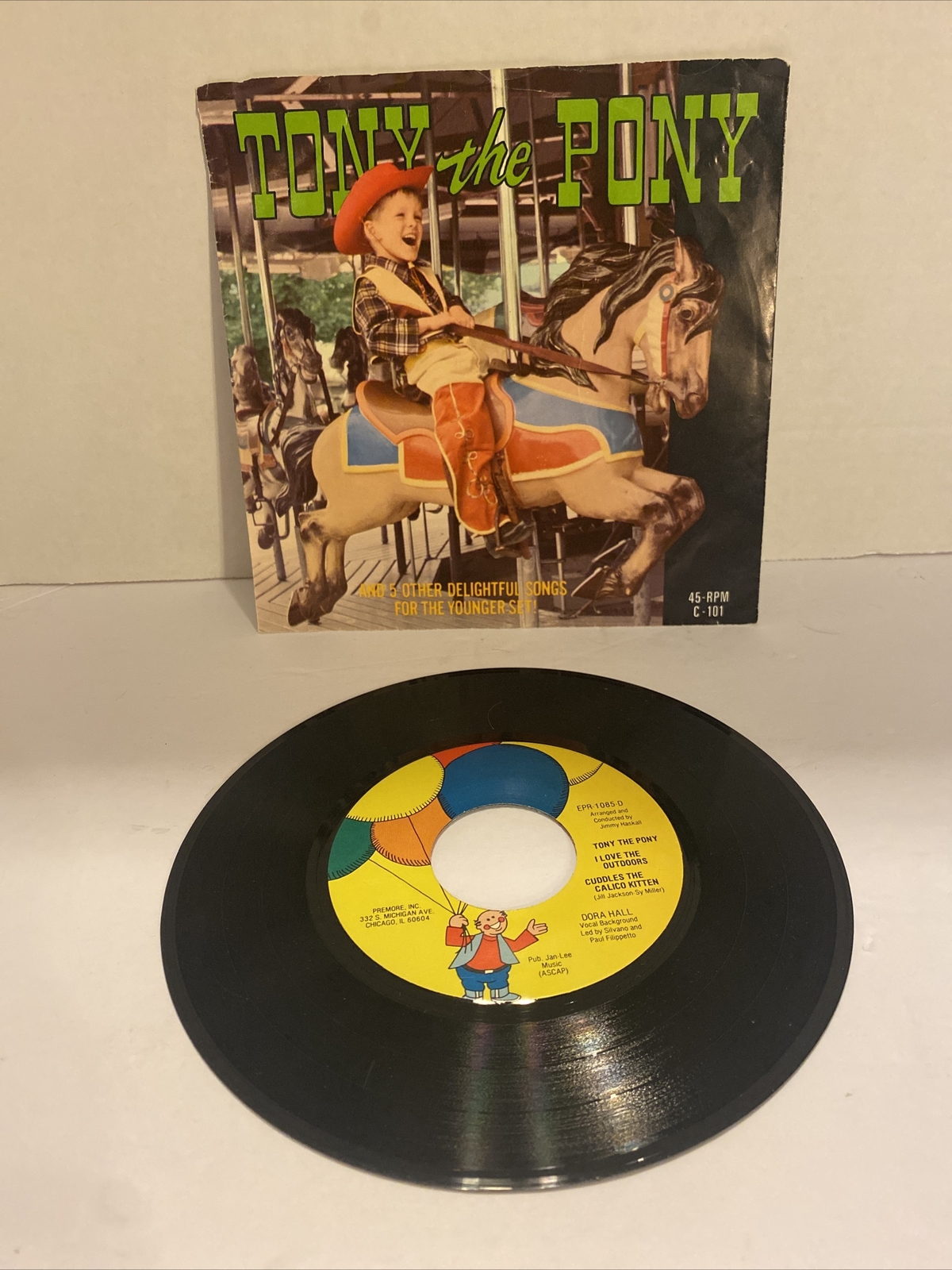 Vintage Tony the Pony + 5 songs (45 RPM w Jacket by Dora Hall)