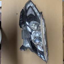 NISSAN QASHQAI J11 PASSENGER SIDE LEFT FRONT HEADLIGHT 10018014