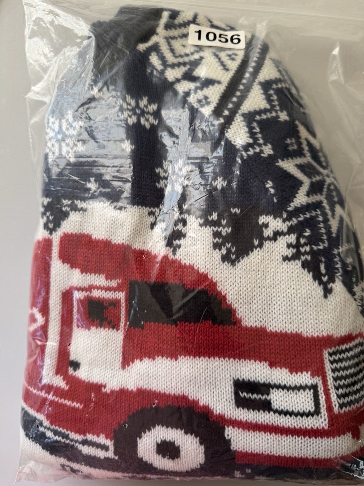 Knitted Sweater Unique Snow Pattern Round Neck Pu… - image 8