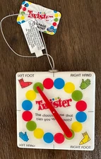 Hasbro Twister Game Decoupage Christmas Tree Ornament Ruz 2023 New